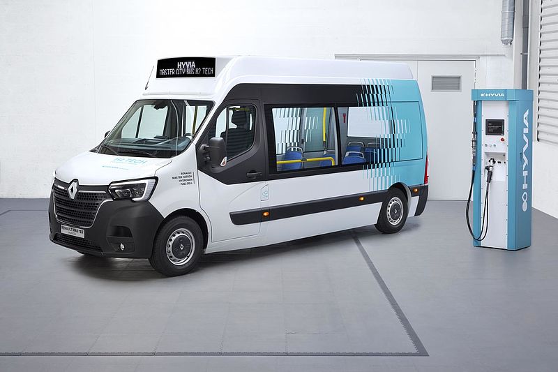 HYVIA zeigt Master Plattformfahrgestell und City Bus mit Brennstoffzelle